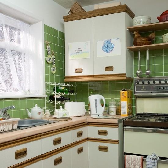 inside_no_1_coronation_street_kitchen