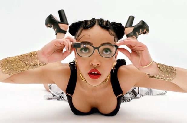 fka_twigs_google_glass_a_match_made_in_heaven